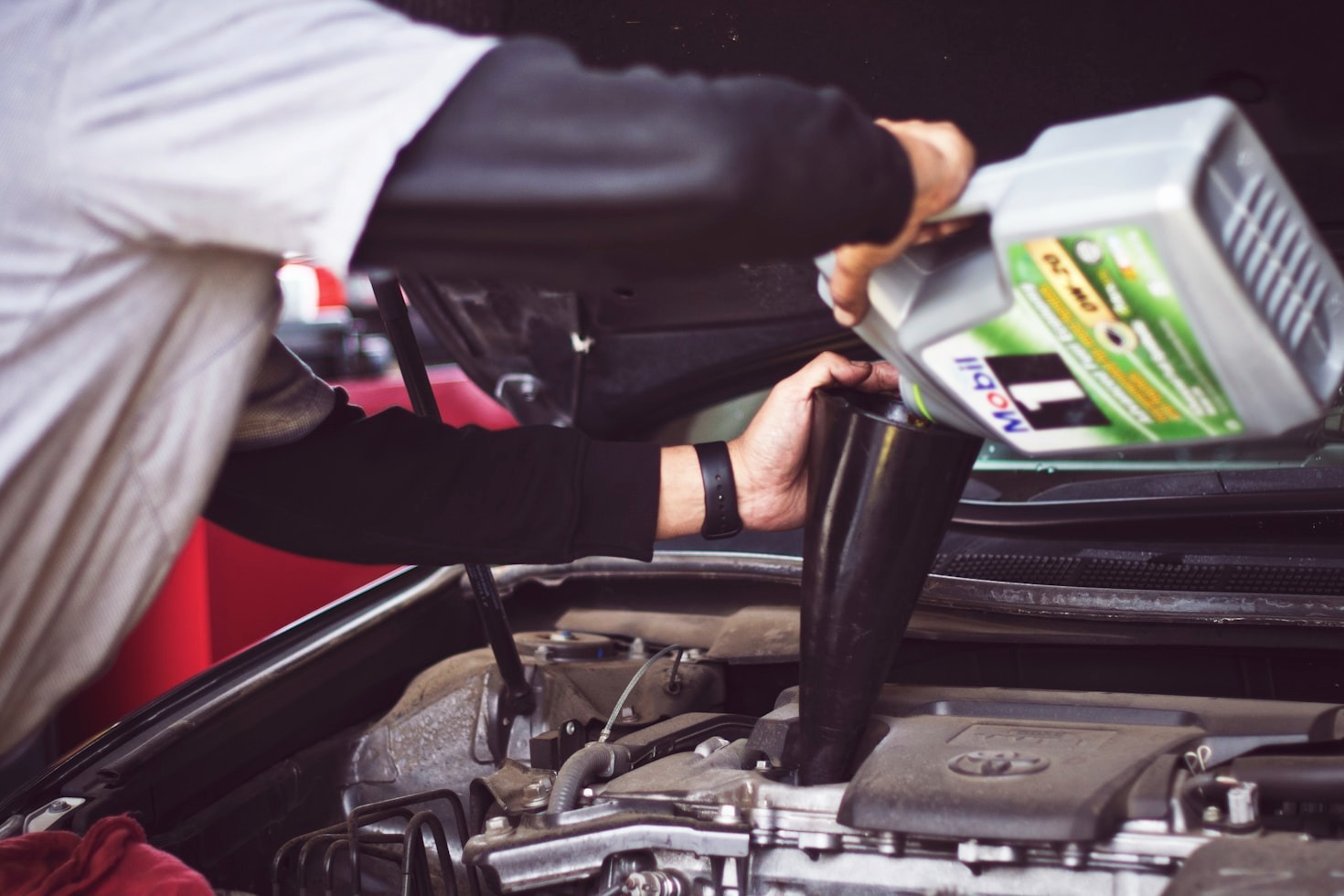 5 Reasons to Trust JSB Autocare for Your Car